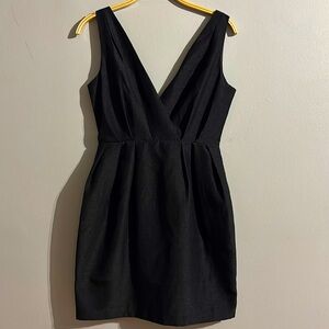 Brand is Calvin Klein, size is 6